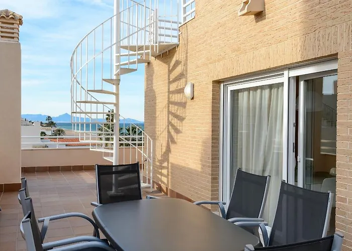 Beachfront Appartamento *